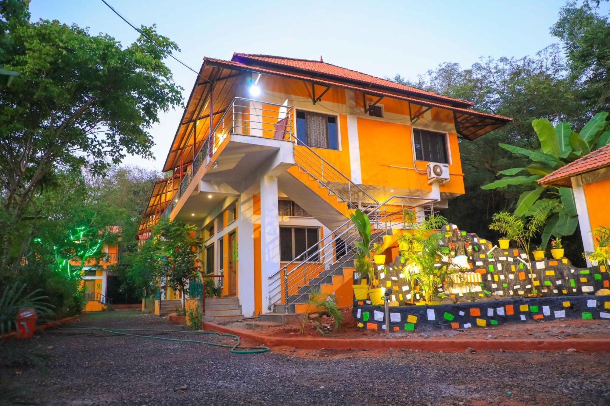 Hotel Auro Wellness Castle Puducherry Exterior foto