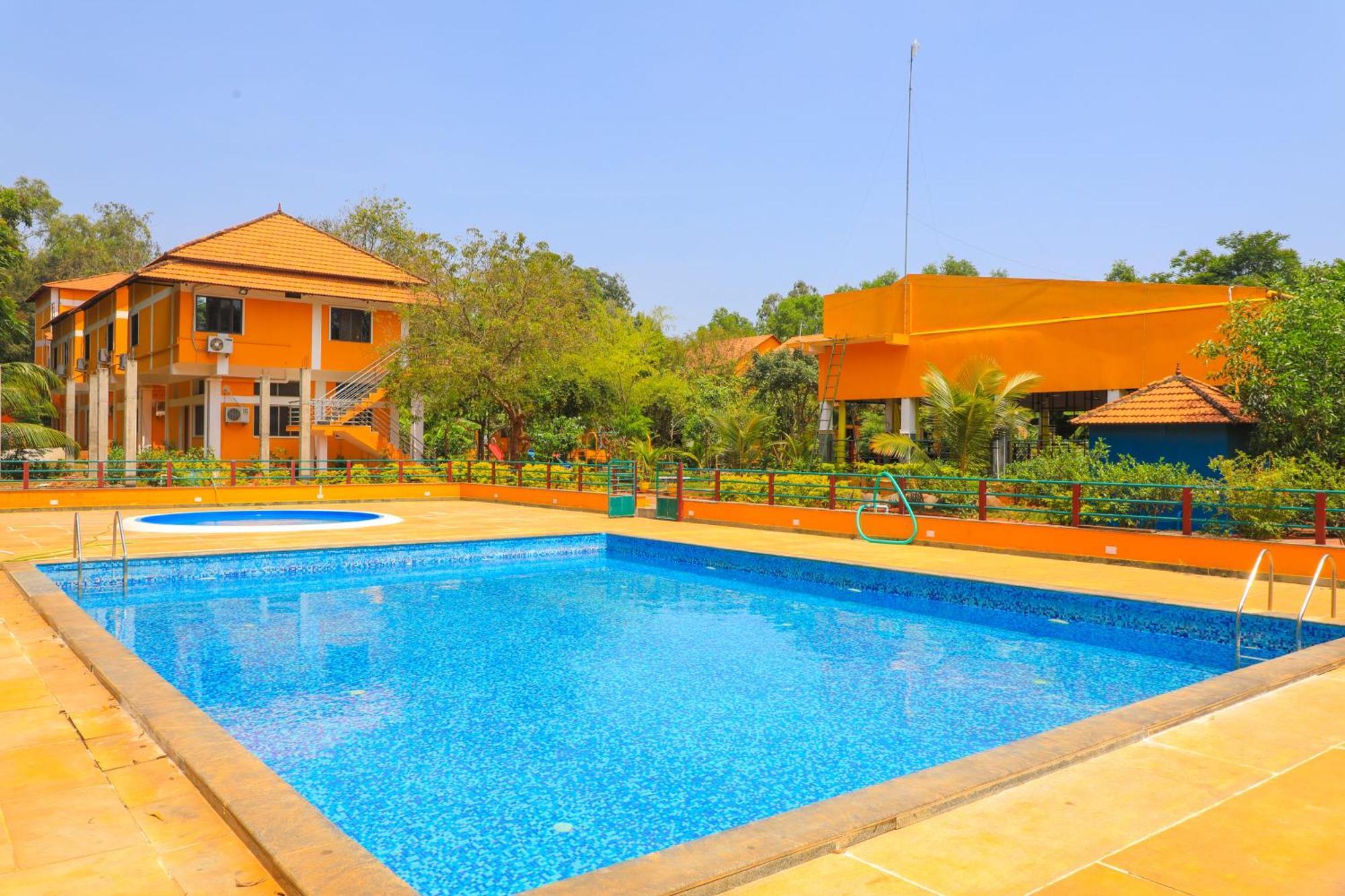 Hotel Auro Wellness Castle Puducherry Exterior foto